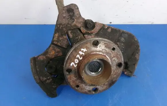Fiat Panda 141 Front wheel hub spindle knuckle