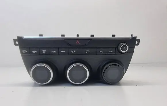 Jaguar E-Pace Climate control unit J9C314C239DC