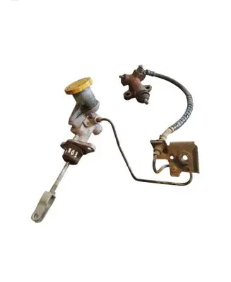 Subaru Forester SF Clutch master cylinder 