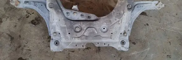 Renault Laguna III Front subframe