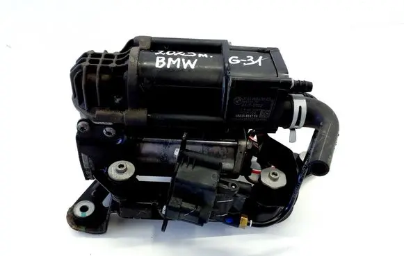 BMW 5 G30 G31 G38 Air suspension compressor/pump 6886721