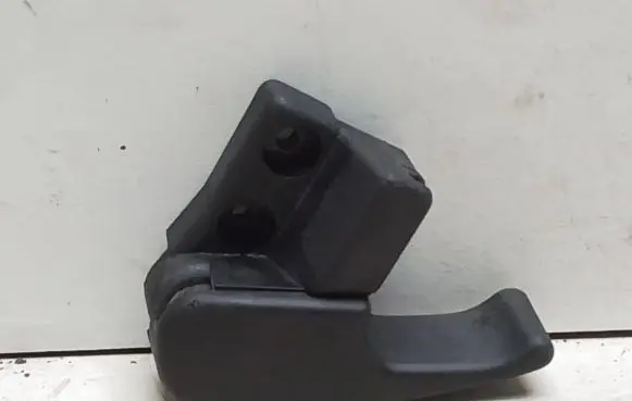 Audi A3 S3 8P Engine bonnet (hood) release handle 1H1823533