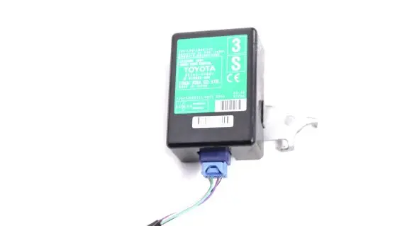 Toyota Prius (XW30) Door control unit/module 61B663000 8974047031