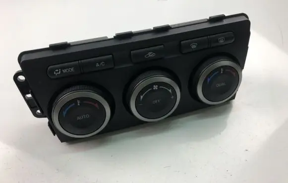 Mazda 6 Climate control unit GS1E61190B