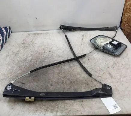 Volkswagen Golf V Front door window regulator with motor 1K0959793C