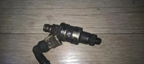 Mazda 626 Fuel injector 1955001330 195500-1330