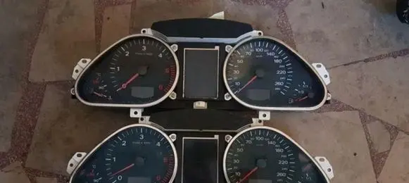 Audi A6 S6 C6 4F Speedometer (instrument cluster) 4F0