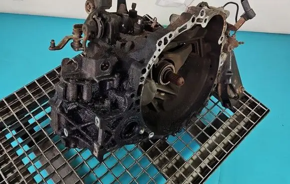Toyota Corolla E120 E130 Manual 5 speed gearbox IMPRK1602553