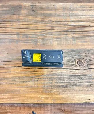 BMW 7 E38 Seat control switch 8368934 1552