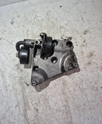 BMW 3 E46 A/C compressor mount bracket 7787319