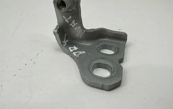 Jeep Compass Front door lower hinge 