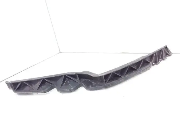 Skoda Octavia Mk2 (1Z) Front bumper mounting bracket 1Z0807184A