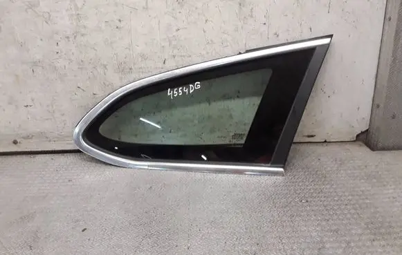 Volvo V60 Rear side window