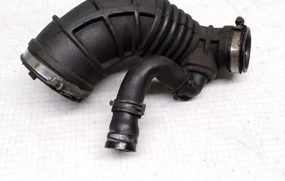 Opel Vectra C Turbo air intake inlet pipe/hose