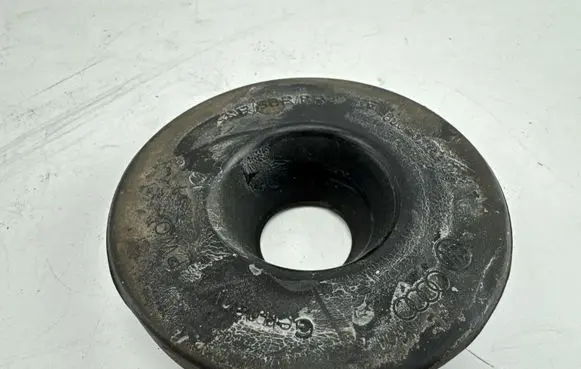 Audi Q2 - Rear coil spring rubber mount 8J0512149
