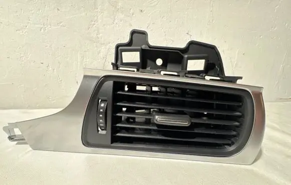 Audi A6 S6 C7 4G Dashboard side air vent grill/cover trim 4G2820902 9026100