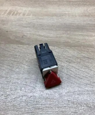 Volkswagen PASSAT B6 Hazard light switch 3C0953509