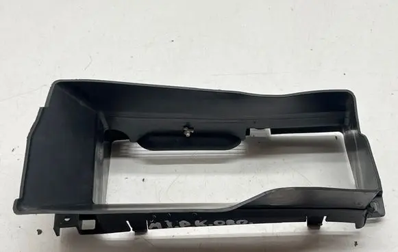 Renault Megane IV Intercooler air channel guide 6281133910R