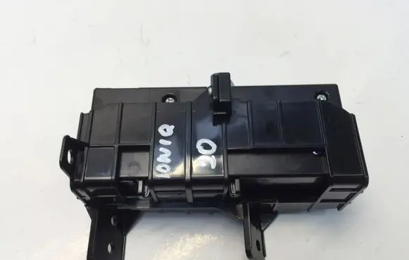 Hyundai Ioniq Antenna control unit 96240G2520