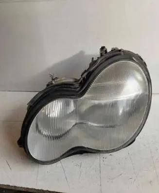 Mercedes-Benz C W203 Headlight/headlamp 0301166201
