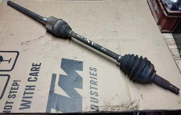 Chrysler Pacifica Front driveshaft