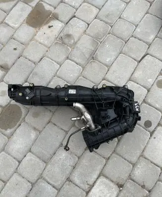 BMW 7 F01 F02 F03 F04 Intake manifold 8507233