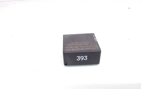 Audi A6 S6 C5 4B Light relay 4B0919471A 5KG00656805