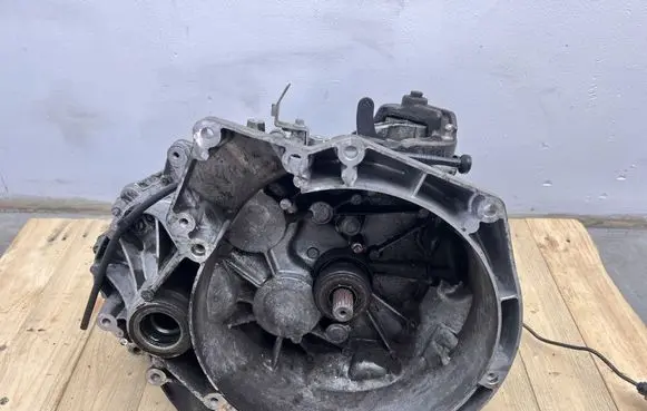Ford Kuga II Manual 6 speed gearbox GV6R7002ADB