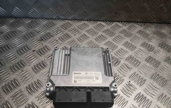 BMW 5 E60 E61 Engine control unit/module 7809000