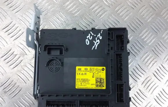 Hyundai i20 (BC3 BI3) Comfort/convenience module 95400Q0070 3S7BD31000