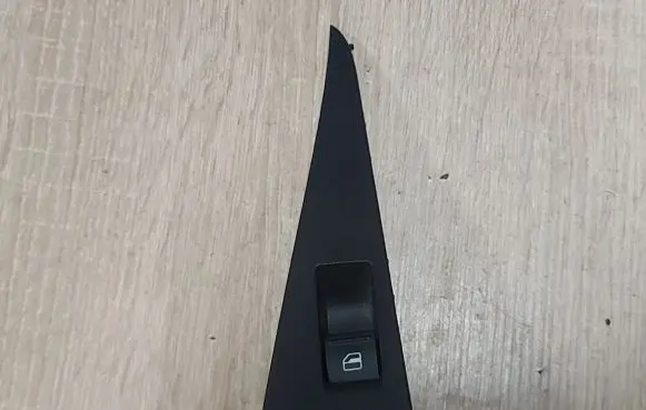 Seat Leon (1P) Electric window control switch 1P0867227A