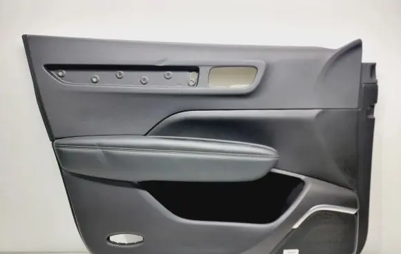 Front door card panel trim