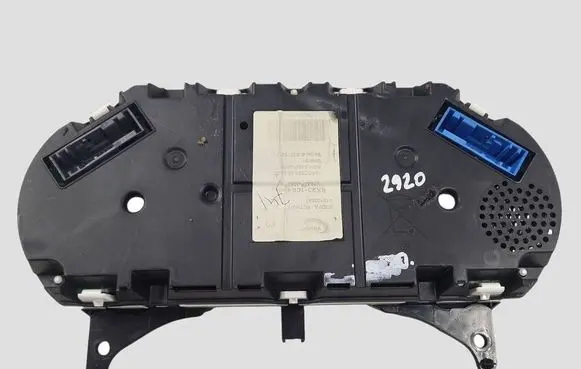 Jaguar XF X250 Speedometer (instrument cluster) 8X2310849KJ A12102593 VP8X2F10849KE
