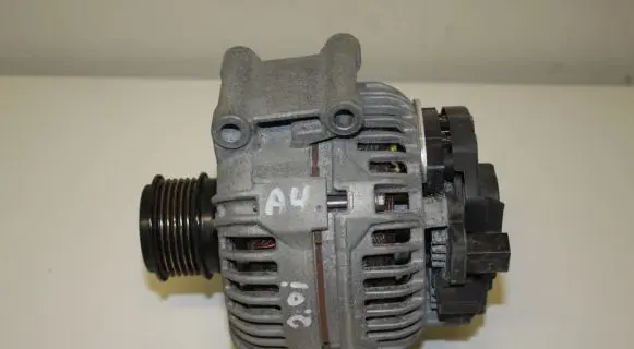 Audi A4 S4 B8 8K Generator/alternator 06H903016L