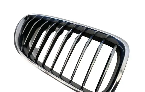 BMW 6 F06 Gran coupe Front bumper upper radiator grill 51137212850 7212850