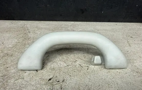 Volkswagen Golf V Rear interior roof grab handle