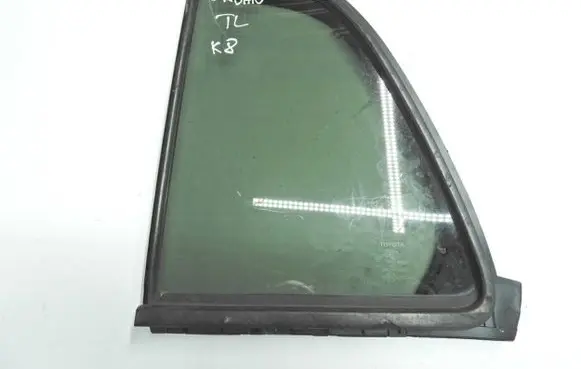 Toyota Urban Cruiser (XP110) Rear vent window glass 68189-52090