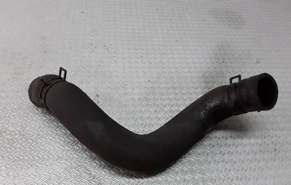 Toyota Avensis Verso Engine coolant pipe/hose