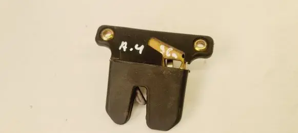 Audi A4 S4 B5 8D Tailgate/trunk/boot lock/catch/latch 8D5827505