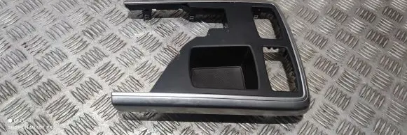 Other center console (tunnel) element