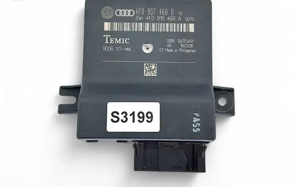 Audi A6 S6 C6 4F Gateway control module 4F0907468D 4F0910468A