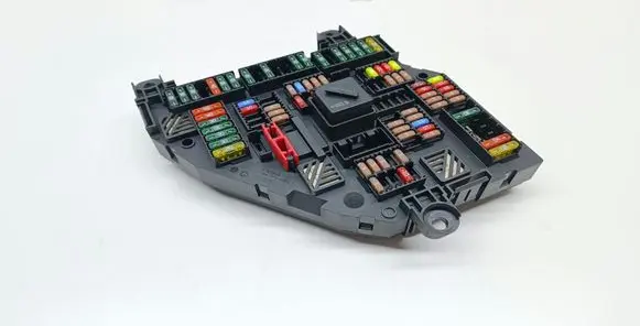 BMW 5 F10 F11 Fuse module 9210857