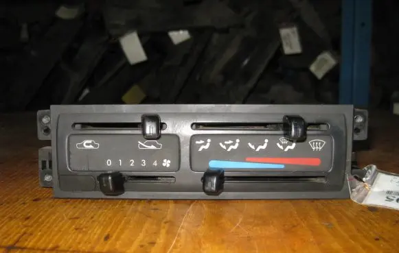 Nissan Vanette Climate control unit