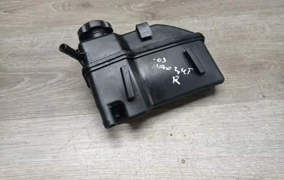 Volvo V70 Power steering fluid tank/reservoir 8649720 1783