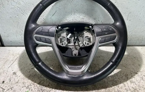 Jeep Cherokee Steering wheel P6BD741CCAD 313KAF311223B