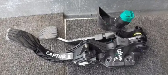 Renault Captur II Pedal assembly 180100879R