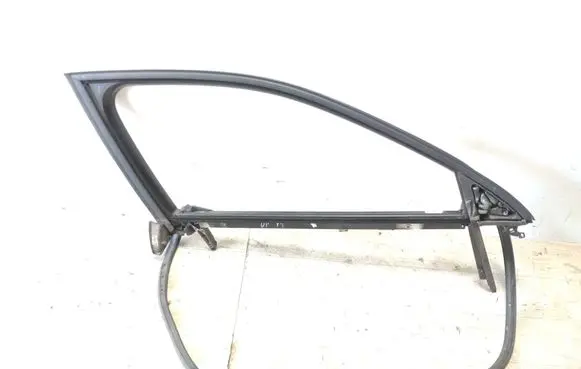 Audi A4 S4 B7 8E 8H Front door window/glass frame 8E0837630 T3045