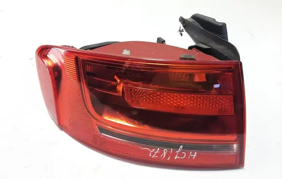 Rear/tail lights