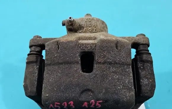 Hyundai i30 Front brake caliper IMPRK1523125