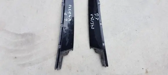 Volvo V40 Front door trim (molding) 
